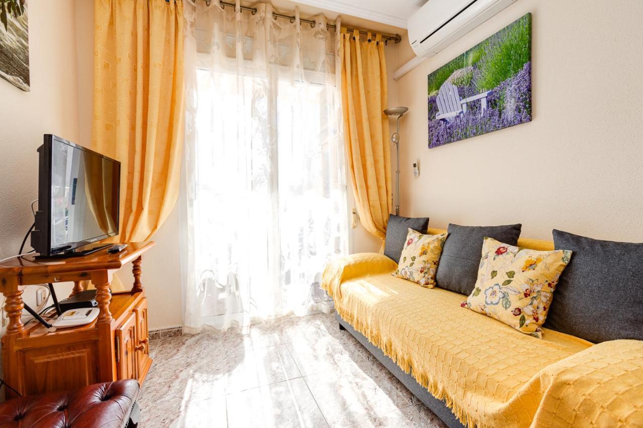 Apartament Caballero De Rodas Torrevieja Exteriör bild