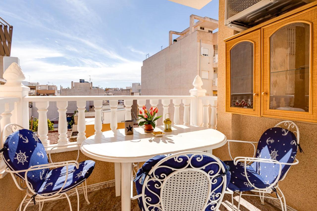 Apartament Caballero De Rodas Torrevieja Exteriör bild