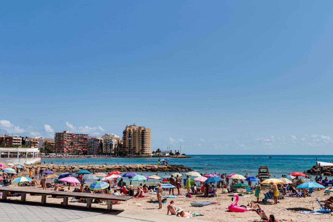 Apartament Caballero De Rodas Torrevieja Exteriör bild