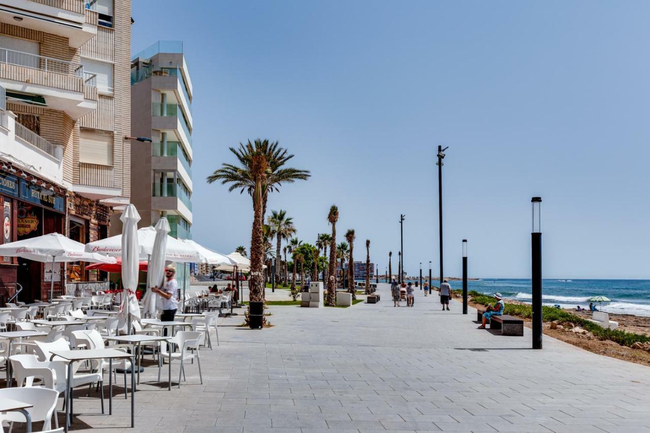 Apartament Caballero De Rodas Torrevieja Exteriör bild
